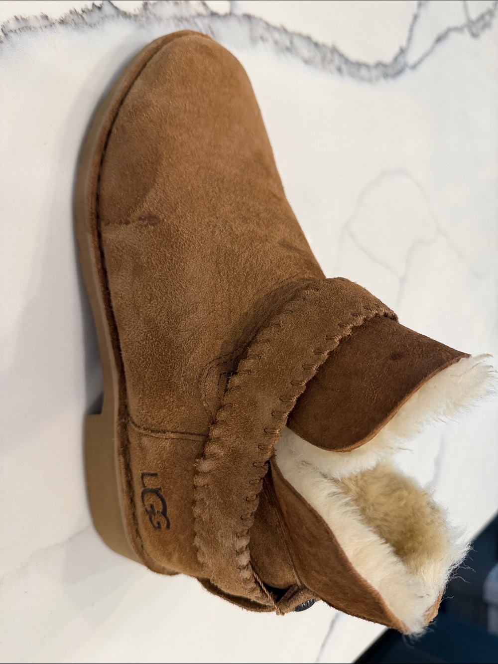 UGG McKay boots size 8 - Picture 6 of 8